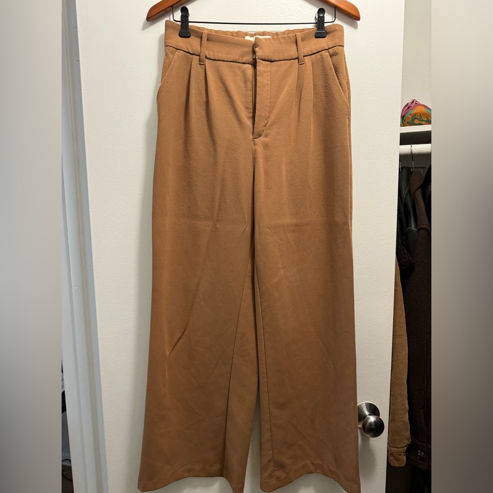 Brown Abercrombie Sloane Tailored Pant - M short